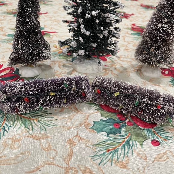 Vintage Christmas garland & accessories - Picture 7 of 13